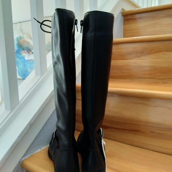 Universal Thread black boots size 6 - Picture 7 of 12